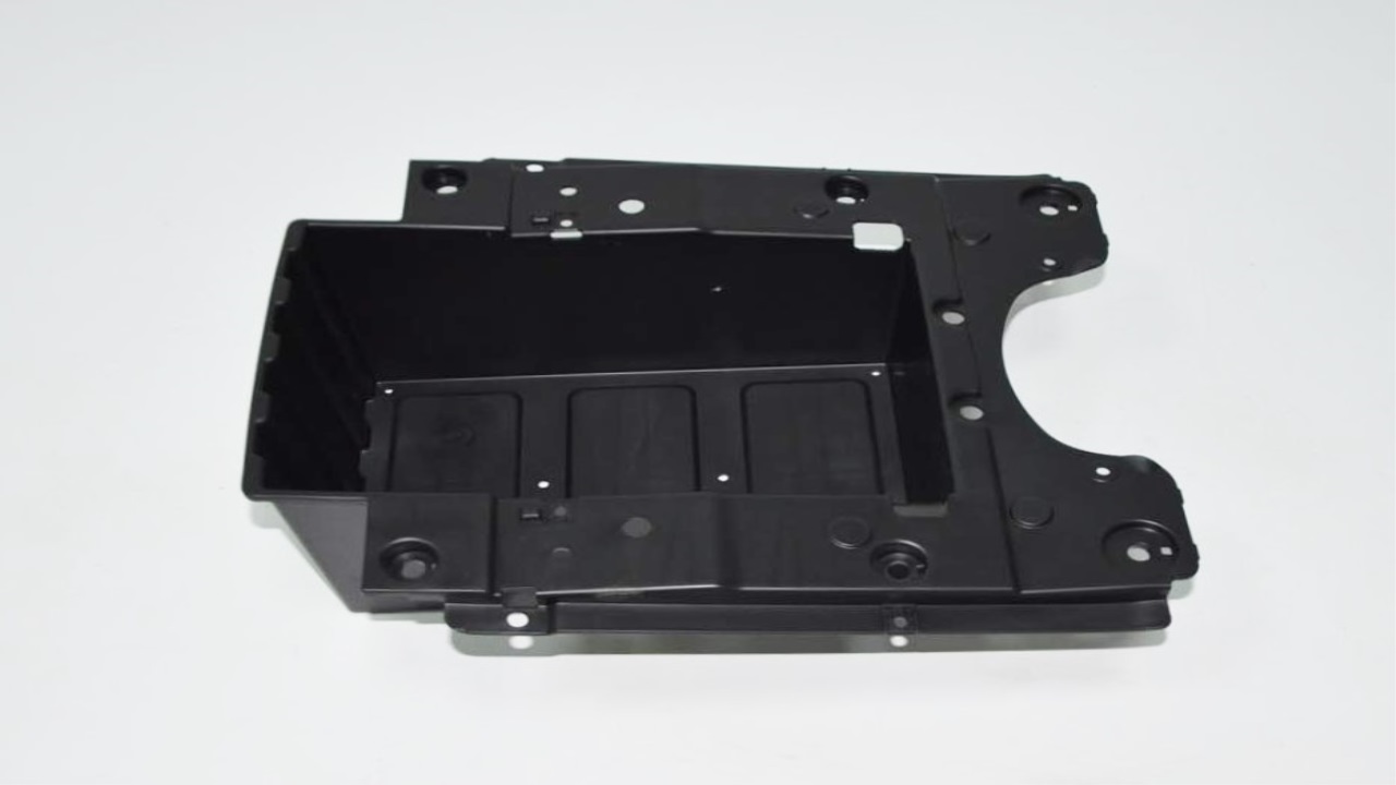 ÖN BASAMAK PLASTİĞİ (C-LİNE)